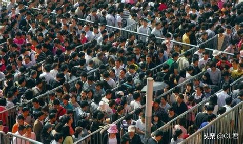 中国最大的住宅小区，居住人口高达50万，住的基本上都是外地人！|住宅区|天通苑|小区_新浪新闻