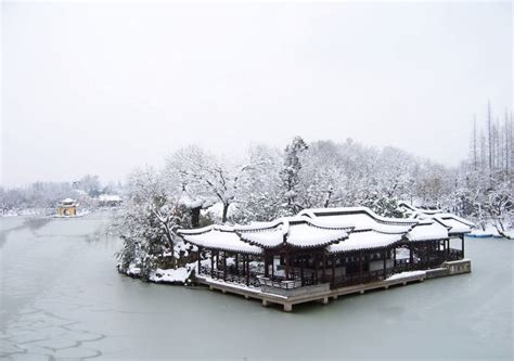 一夜大雪满杭城：今天，你来西湖赏雪了么？_浙江频道_凤凰网