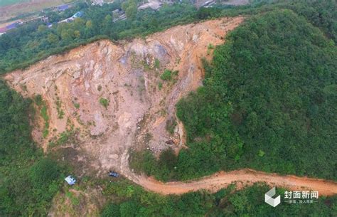 湖南湘乡人大代表非法采矿多年 大量山林遭破坏 - 封面新闻