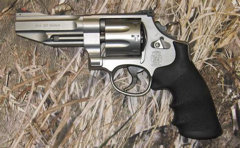 Smith & Wesson - 627 V-Comp - AWM - Revolver
