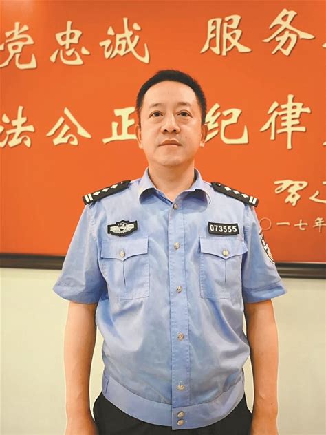 武警北京总队执勤第二支队——举行2021年度秋季新兵授衔仪式(组图)-特种装备网