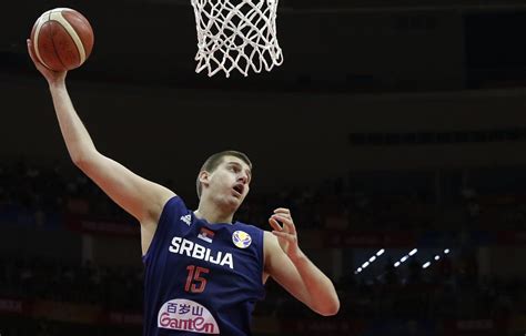 塞尔维亚男篮公布欧锦赛12人名单：约基奇&米西奇在列|塞尔维亚男篮|约基奇|米西奇_新浪新闻