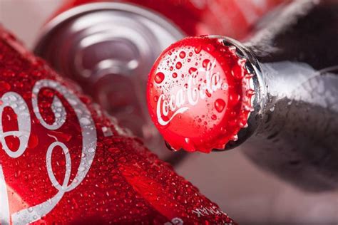 可口可乐2021年年报发布，表现如何，能比过百事可乐吗？ 我们今天来看一下，这个曾经数年蝉联的世界最值钱的品牌—— 可口可乐 ，他们刚刚发布了 ...