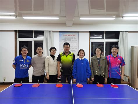 局工会乒乓球兴趣小组定期组织开展健身活动
