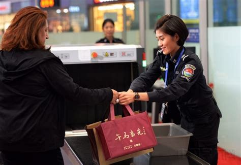 天津机场安检：多问一句 多看一眼-中国民航网