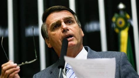 涉选举不当言行被调查 巴西总统公开对大法官爆粗_凤凰网视频_凤凰网