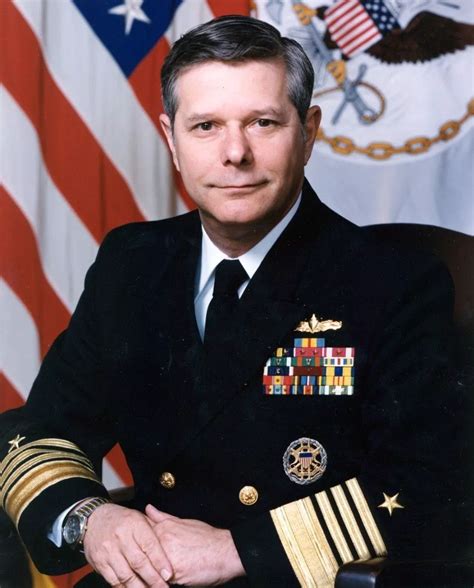 美国海军作战部长访华 参观056护卫舰和039B潜艇_手机凤凰网