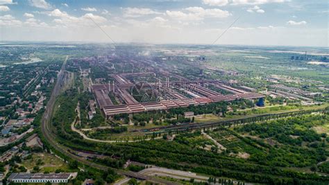 乌克兰工业城市KrivoyRog高清图片下载-正版图片505301918-摄图网