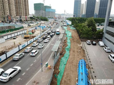 首跨预制箱梁架设完成 青岛市辽阳路快速路（福州路—海尔路段）进入高架桥面施工阶段