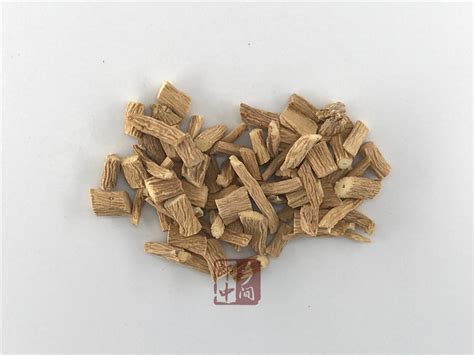 银柴胡图片