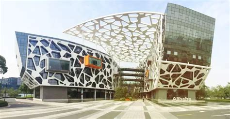 阿里将在徐汇滨江建起一座“透明盒子”，“世界级滨水区”应该搏出怎样的“智慧浪花”？