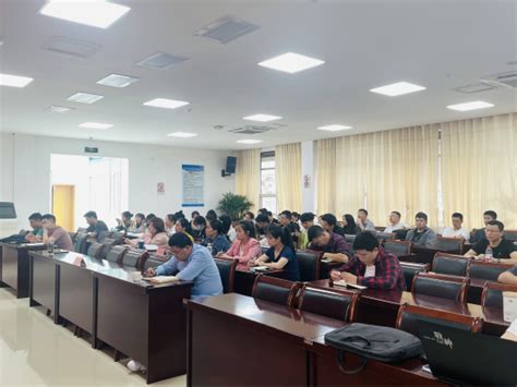松阳县公共资源交易中心组织开展招标代理培训会