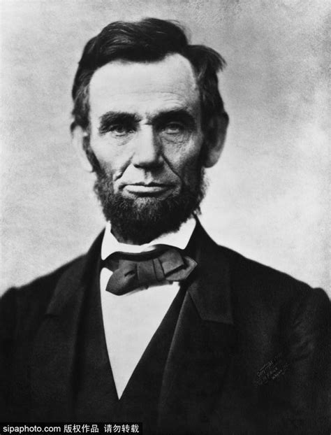 位居“最伟大的总统”排名第一 维护人人平等的林肯总统