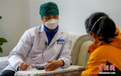 金银潭医院迎来首位捐献血浆康复患者_新浪图片