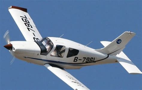 钻石DA40：发动机性能出色的轻型私人飞机-私人飞机-金投奢侈品网-金投网