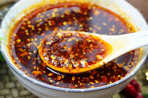 【辣椒油的做法步骤图，辣椒油怎么做好吃】爱吃小杨_下厨房