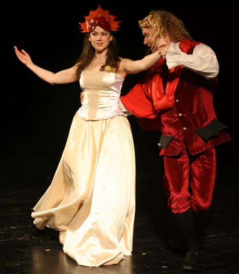 原汁原味的莎翁经典戏剧《罗密欧与朱丽叶》即将天津上演！__凤凰网