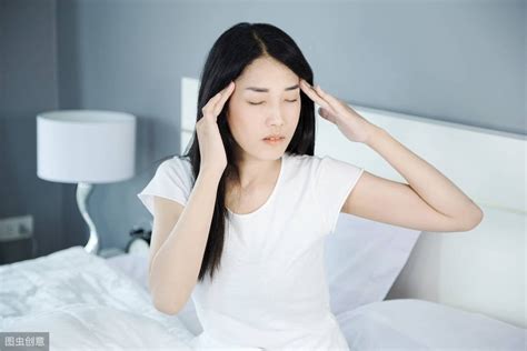 头疼吃什么药可以快速缓解头疼（头疼炸裂不知如何是好？5个缓解头疼的方法，希望可以帮到你） | 说明书网