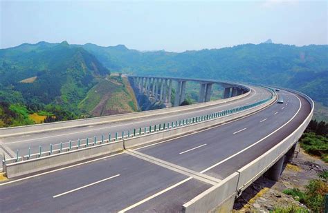 广西河池：平塘至天峨高速公路建设有序推进-人民图片网