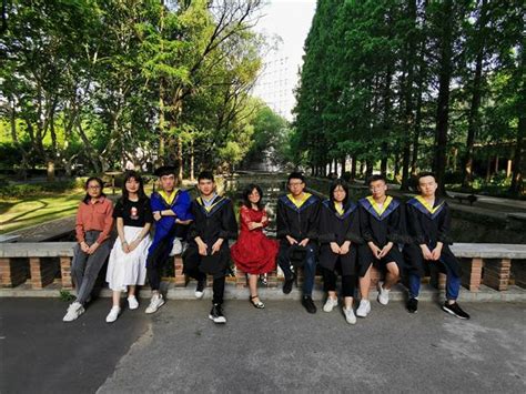 Congratulations! Mr. Hongyuan Zhang received his master degree! Mr ...