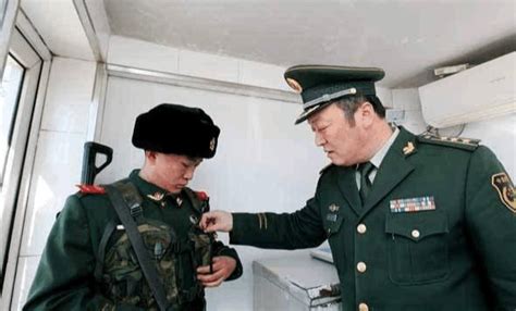陈炳德陪泰国武装部队最高司令检阅三军仪仗队-搜狐新闻