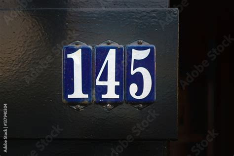"Number 145" Fotos de archivo e imágenes libres de derechos en Fotolia.com - Imagen 137940304