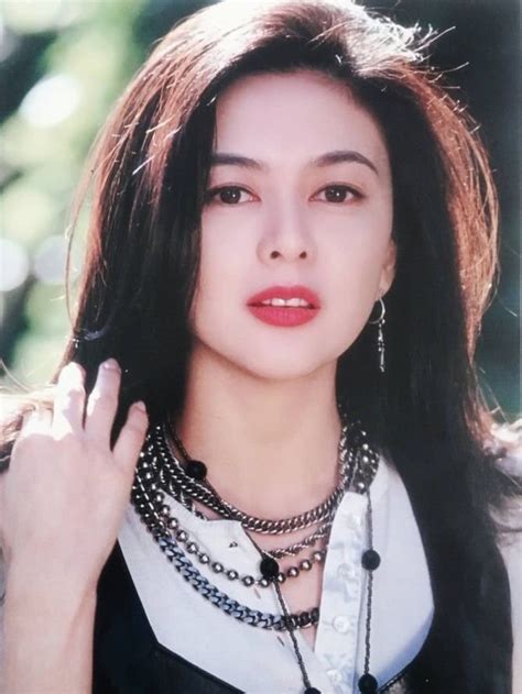 各有千秋的九十年代香港美女明星经典头像图片_配图网