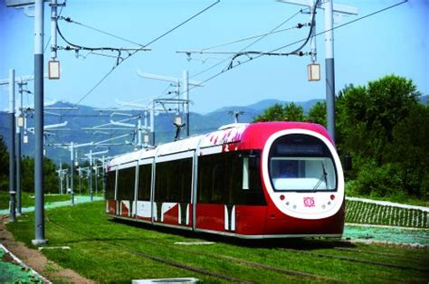 有轨电车蓉2号线全面施工2018年通车 最大载客380人_四川在线