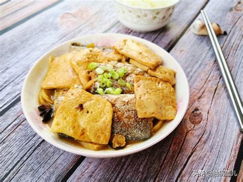 【红烧鱼炖豆腐的做法步骤图，怎么做好吃】满贤妈_下厨房