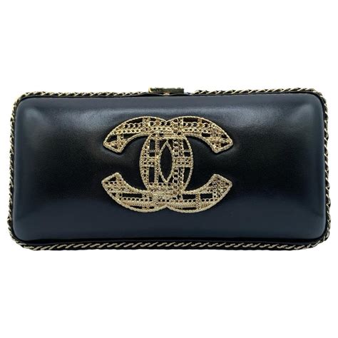 Chanel Clutch bags Black Leather ref.526922 - Joli Closet