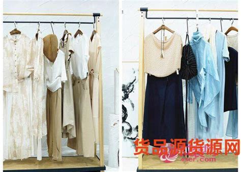 女装店衣服展示高清图片下载-正版图片500387247-摄图网