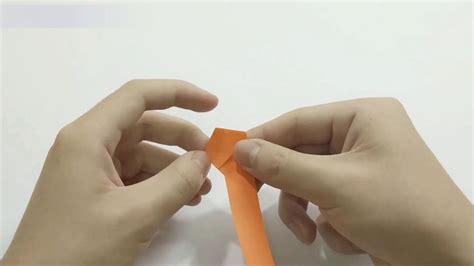 折纸幸运星的详细步骤图解_爱折纸网