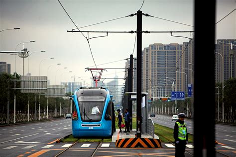 有轨电车想在100座中国城市复兴，它会像共享单车一样受欢迎吗？| 新一酱深度报道 - 知乎