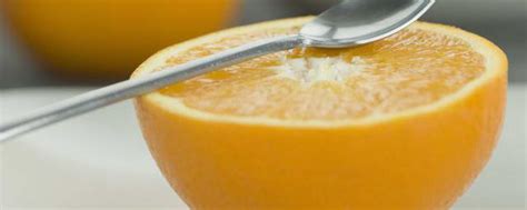 橙子新吃法，用橘子皮做碗，加鸡蛋蒸一蒸真香_原创_新浪众测