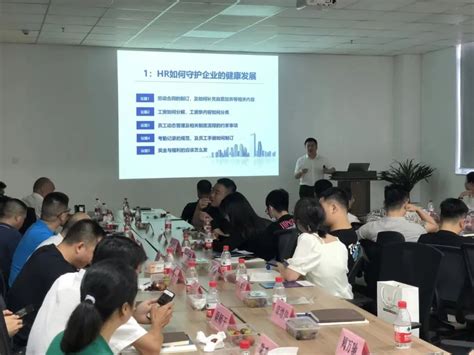 传媒工程系召开二级网站建设与管理工作会议-传媒与设计学院-滁州职业技术学院