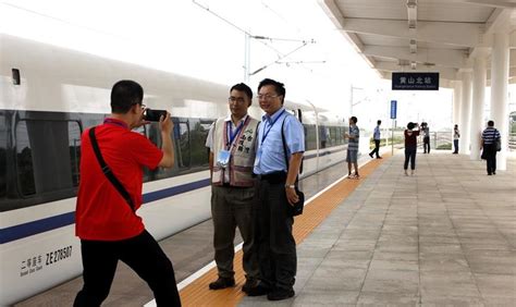 深圳地铁客流持续回升，部分车站高峰实施管控 建议乘客错峰出行_读特新闻客户端