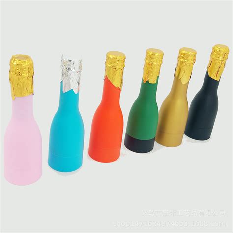小香槟 | 产品包装设计_有派广告-站酷ZCOOL