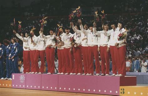 体育经典不停摆| 中国女排80年代五连冠_比赛