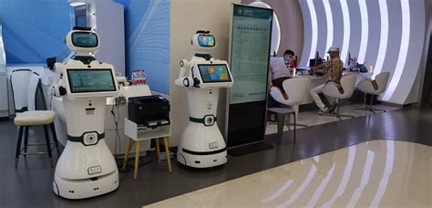 银行智能引导接待、业务办理机器人_杭州国辰机器人科技有限公司