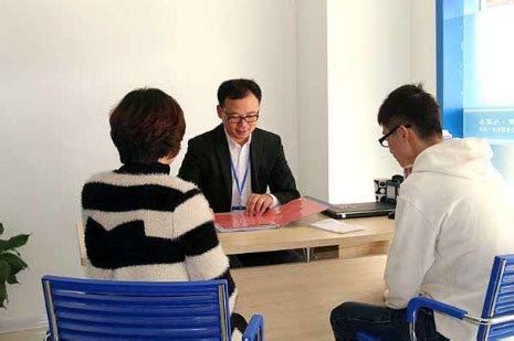 外国语学院与安徽轩昂教育咨询公司洽谈合作事宜-外国语学院
