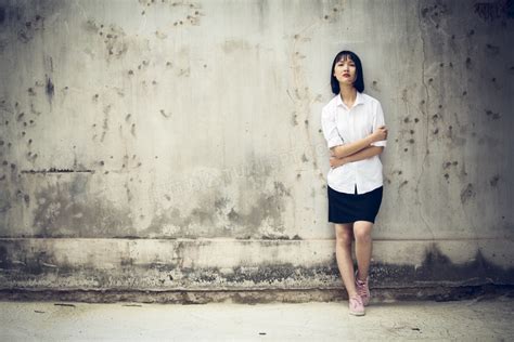 少女人体艺术图片