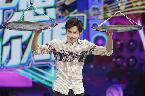 《快本》马天宇mike对决 维嘉韩东君运动技能爆表|快乐大本营|韩 .