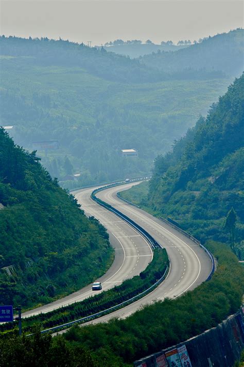 汉十高铁试跑 最高时速387公里-湖北省铁路建设投资集团有限责任公司