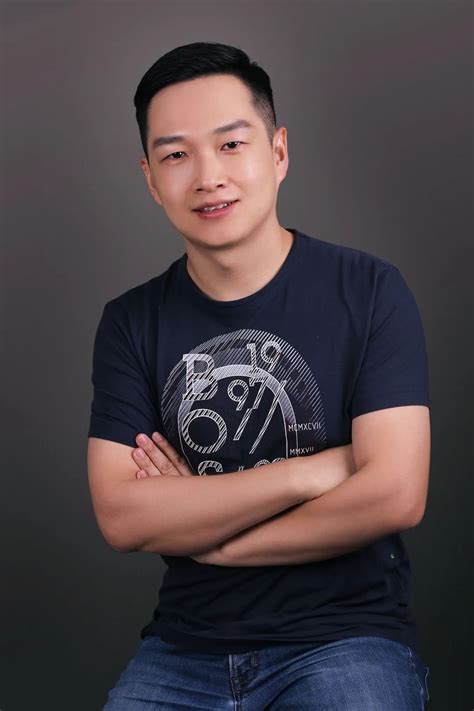 店匠科技创始人李俊峰入选《财富》“中国40位40岁以下商界精英”榜单 - 新视角
