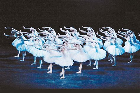 中国文艺网_从全面引进西方芭蕾的后遗症说开去——中外舞蹈交流中亟待解决的几个问题