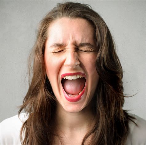 心理测试：你受不了哪个女人的脾气，测你是一个能控制情绪的人吗
