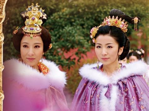 日本天皇选妃的两个硬性条件，第一必须是近亲，第二让人无法接受|皇帝|天皇|近亲_新浪新闻
