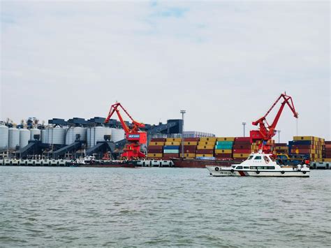 宝安海事局组织宝安综合港区一期码头开展综合应急演习
