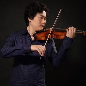 我爱你中国 吕思清 小提琴曲伴奏 - 专业伴奏下载 - 伴奏升降调 - 原版伴奏网 - 伴奏下载网站