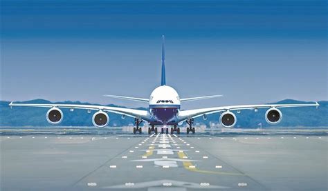 南航A380滑行偏出跑道 它的地面移动你了解多少？ - 知乎